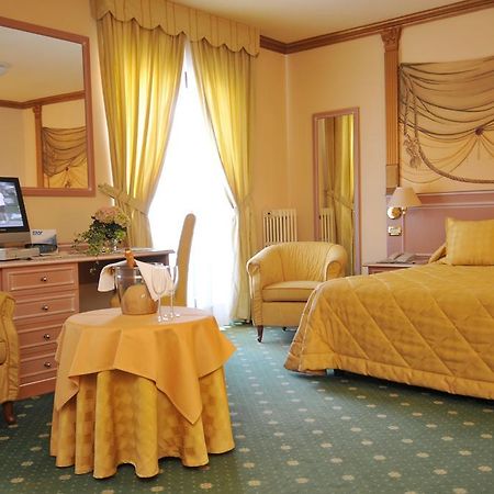 Hotel Miramonti Madonna Exteriör bild